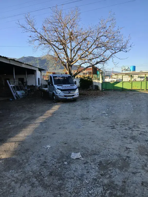 Sherbim karrotreci Mercedes benz V6 Elbasan